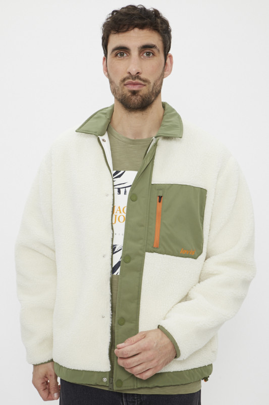 Veste sherpa avec plusieurs poches