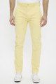 Pantalon chino slim jaune