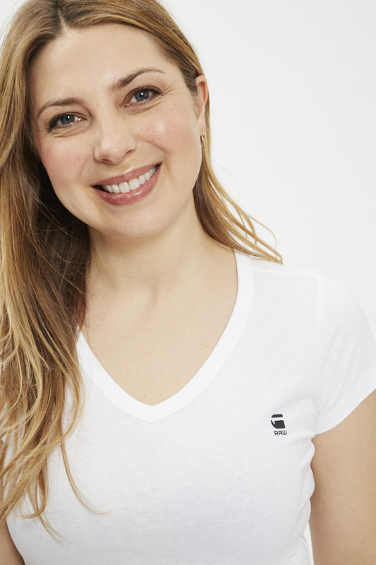 T-shirt slim col V blanc