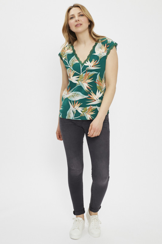 Blouse verte imprimé jungle col V