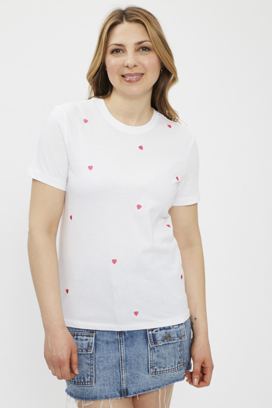 T-shirt blanc brodés coeurs femme