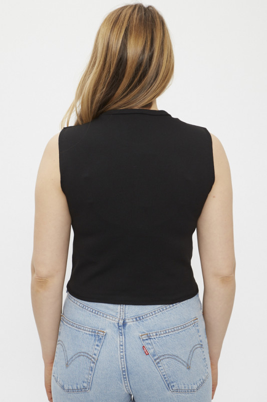 Top sans manches noir coupe slim