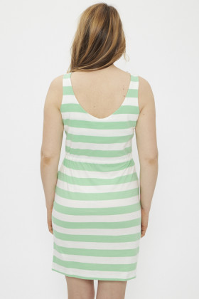 Robe à rayures vertes et blanches sans manches