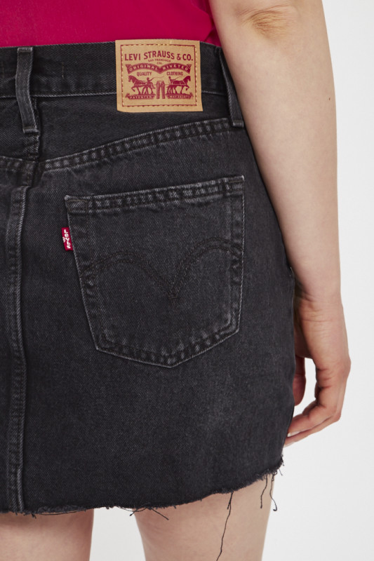 Jupe en jeans noir délavé  femme levi's 5 poches