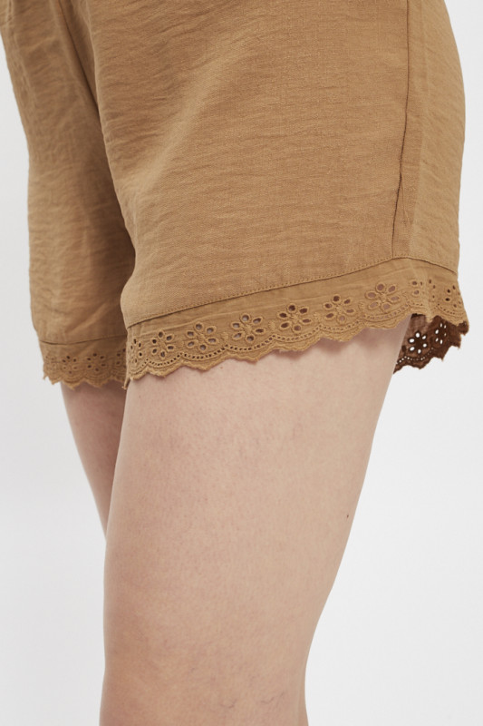 Short marron avec dentelle Jacqueline de Yong