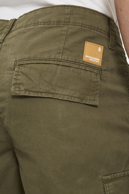 Bermuda cargo vert olive jack & jones en coton