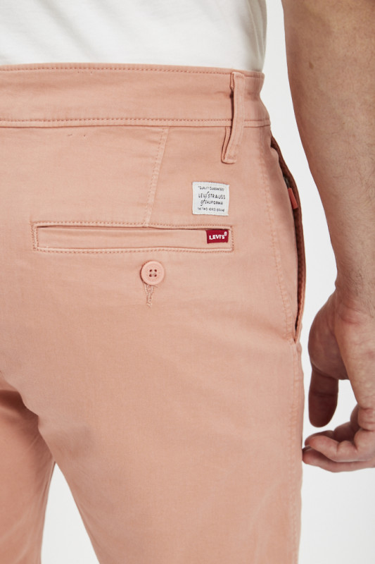 Short chino rose poudré coton mélangé levi's