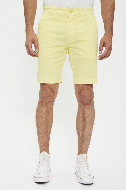 Short chino jaune poudré
