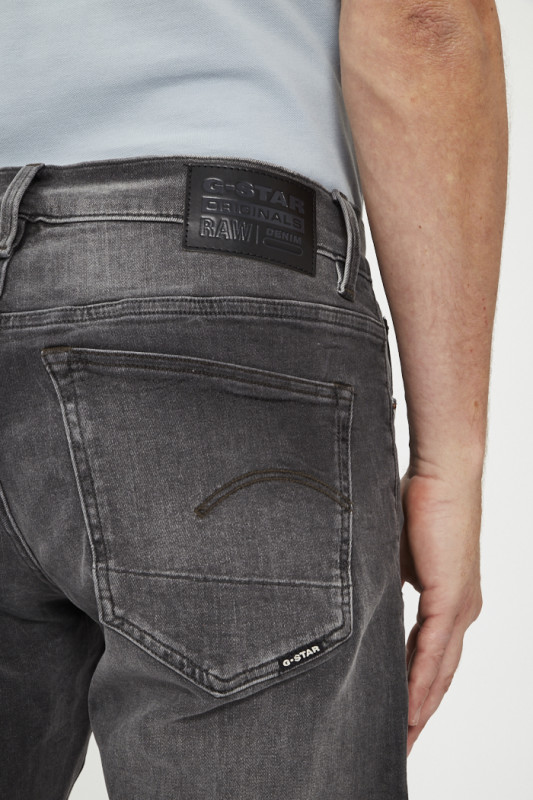 Jeans 3301 slim noir délavé homme