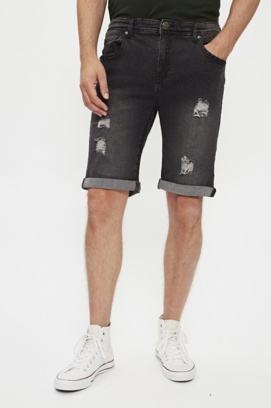 Short en jean noir délavé