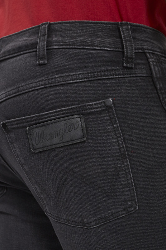 Jeans larston black nocturnal homme wrangler