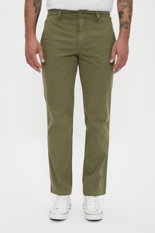 Chino authentic vert feuille homme