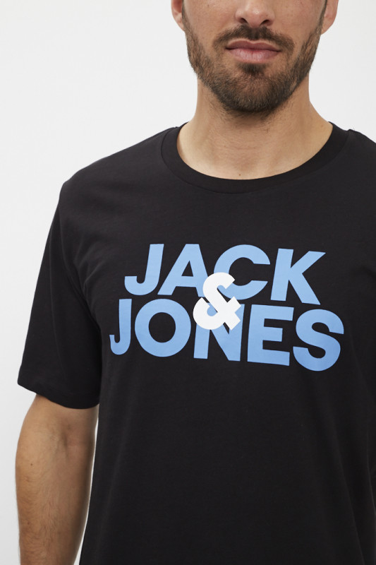 T-shirt noir coupe standard manches courtes