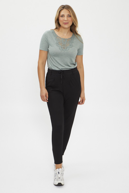 T-shirt vert col dentelle femme