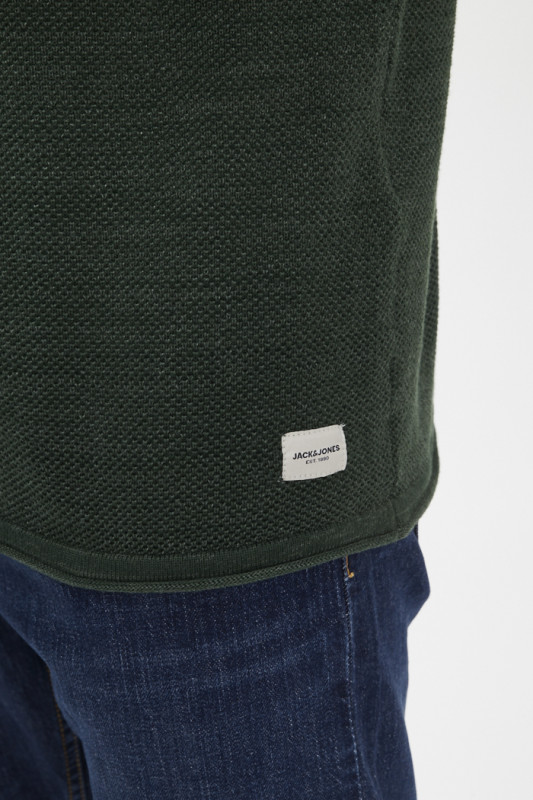 Pull tricoté col rond vert