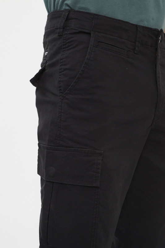Pantalon cargo noir multipoches