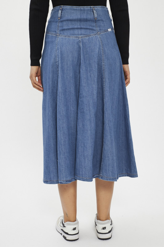 Jupe longue légère en jean 
