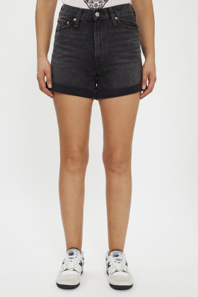 Short '80s mom  noir femme