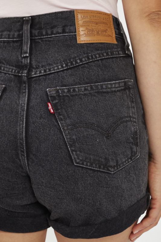 Short '80s mom  noir levis en coton 