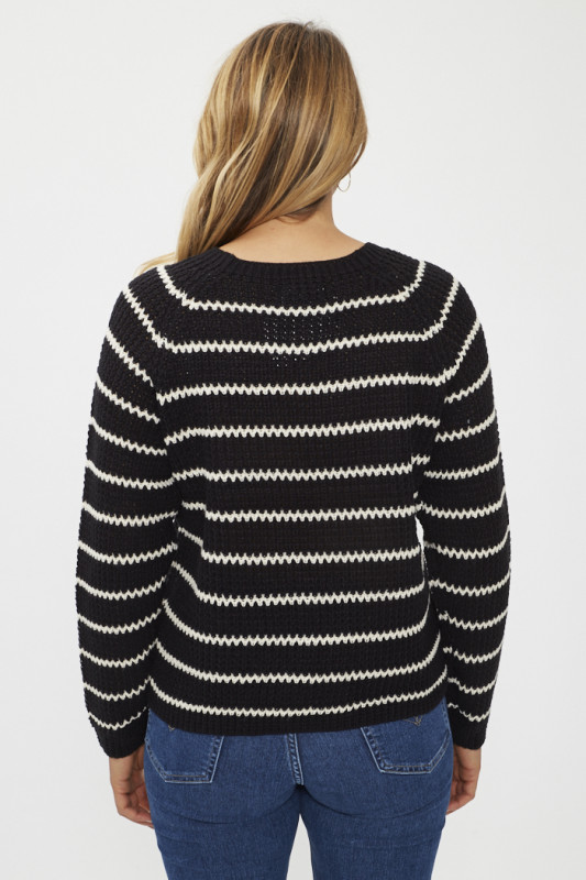 Pull noir à rayures blanches Jacqueline de Yong