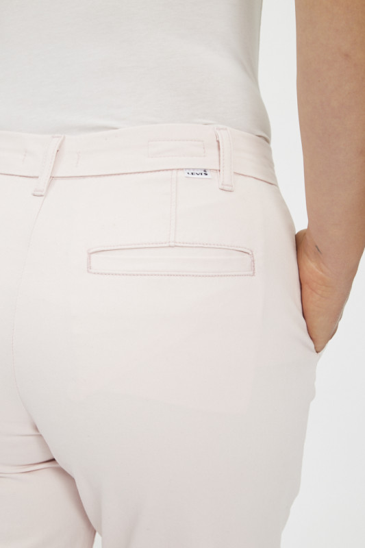 Pantalon chino Essentiel rose levi's coupe slim 