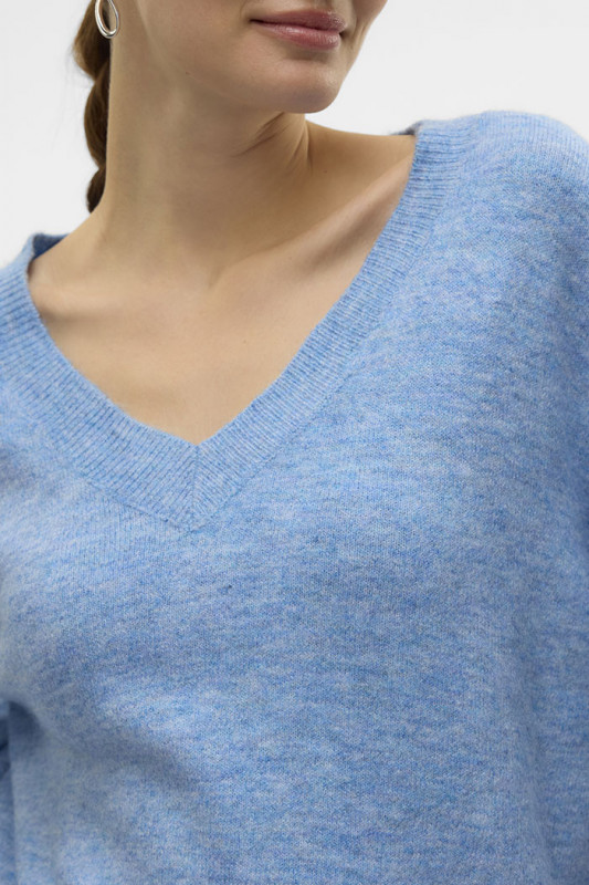 Pull col V profond bleu allure Vero Moda