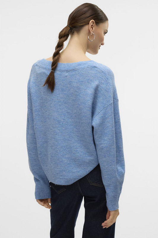 Pull col V profond bleu allure