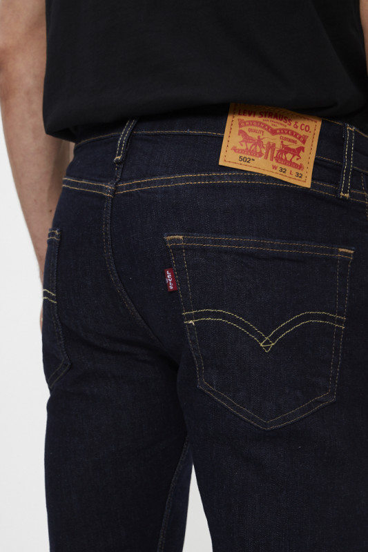 Jeans 502 taper coupe droite levi's