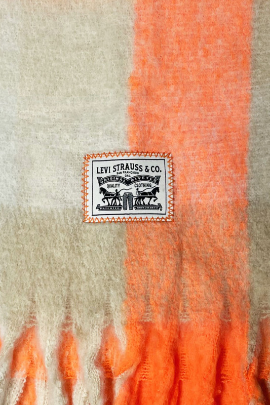 Echarpe à carreaux Pop Of orange et beige levi's