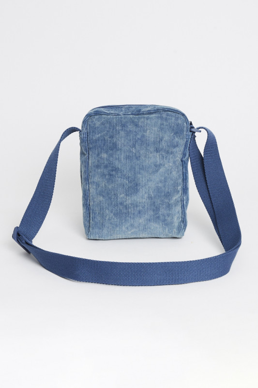 Petite pochette zippée en velours bleu