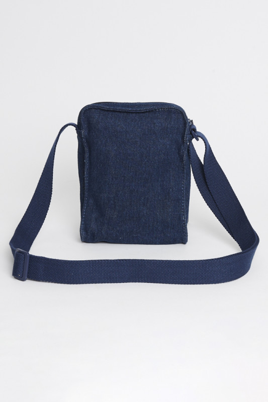 Petite pochette à bandoulière en denim dark blue