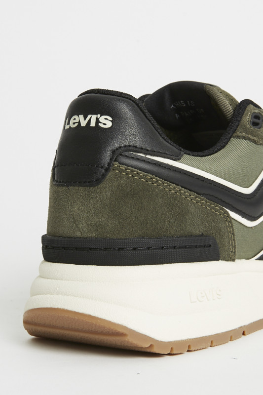 Baskets Charge kaki levi's