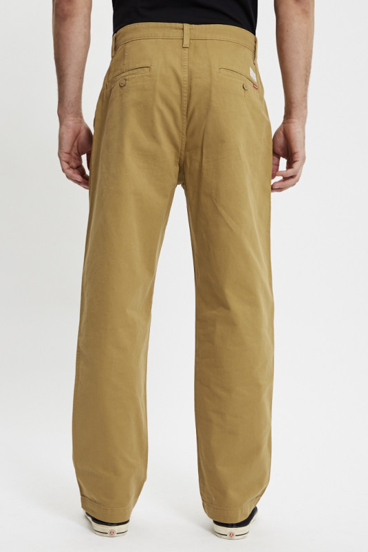 Chino xx coupe loose marron levi's