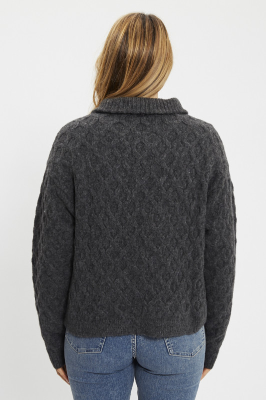 Pull camionneur à torsades gris