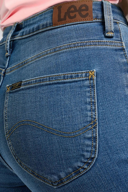 Jeans Scarlett denim délavé taille haute Lee