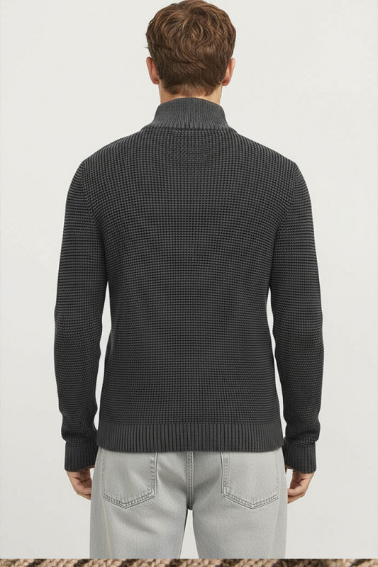 Pull en maille Ethan noir col boutonné jack & jones