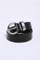 Ceinture noire en cuir