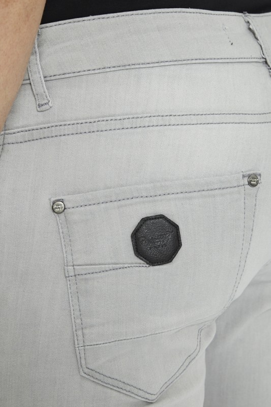 Jeans slim usé