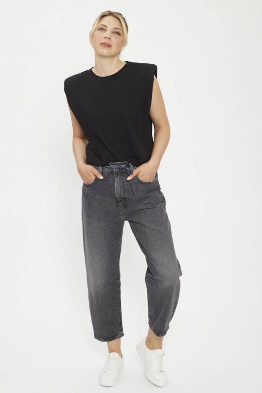 Top noir épaulettes