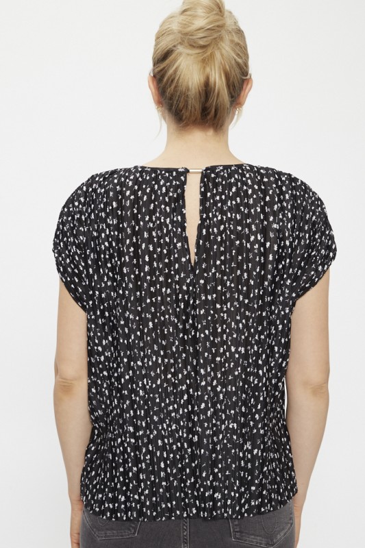 Blouse fleurie noire
