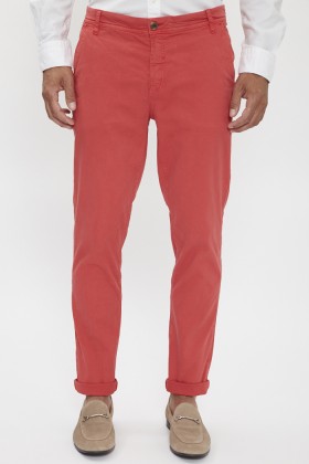 Pantalon chino rouge
