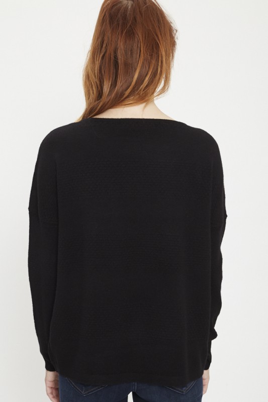 Pull noir