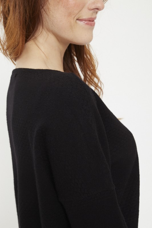 Pull noir