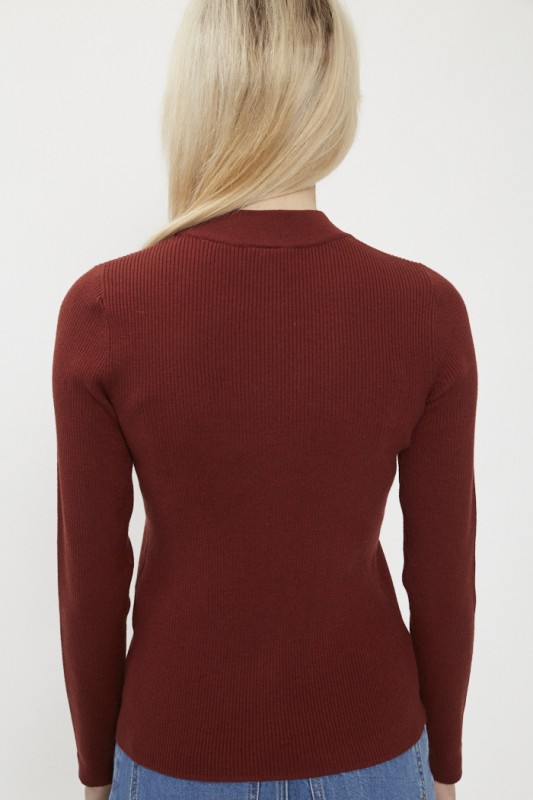 Pull côtelé rouge
