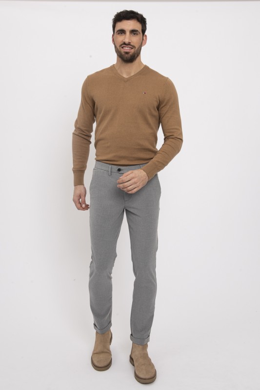 Pull col V