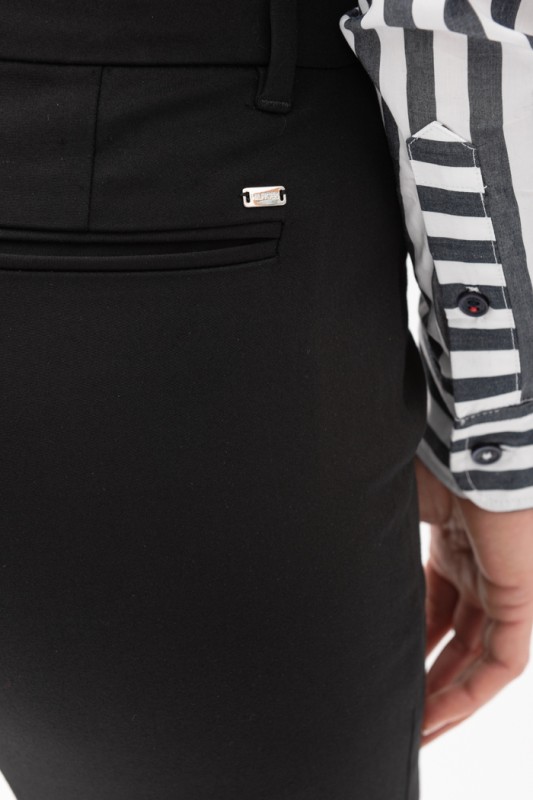 Pantalon slim noir
