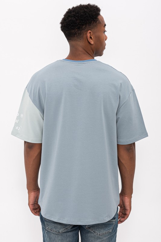 T-shirt bleu