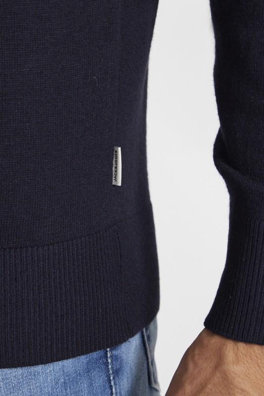 Pull col roulé bleu marine