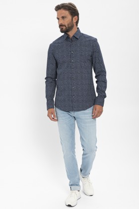 Chemise à motifs