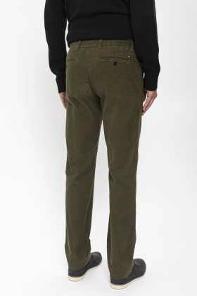 Pantalon chino côtelé